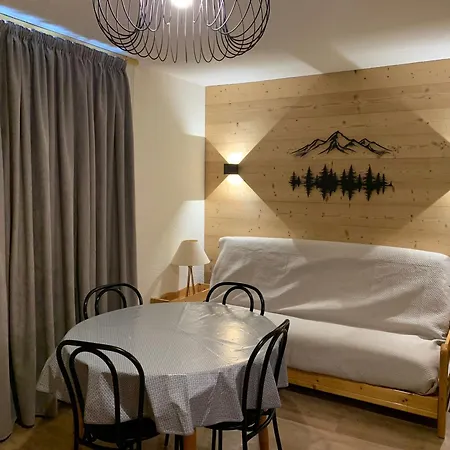 Apartment 2p Cabine, Renove, Balcon, Parking Gratuit, Pied Des Pistes - Fr-1-755-22 *